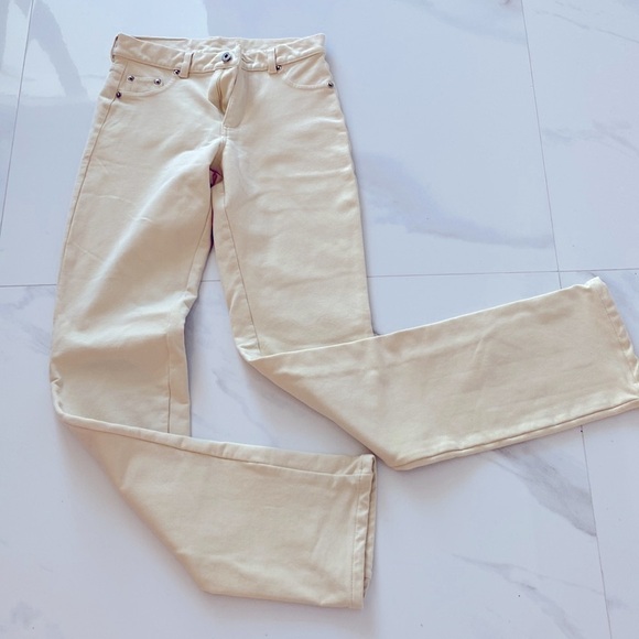 Forma Tan jeans. Very stretchy. Skinny classic 5 pocket. Size 25 (38 on tag)
C - Picture 9 of 11